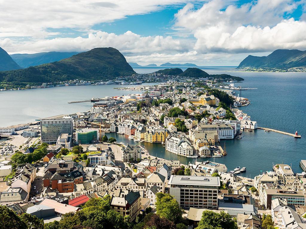 Aalesund Apartments - City Center Exterior photo